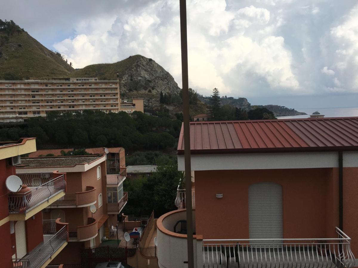 Residence La Fenice Ff Giardini Naxos Eksteriør bilde